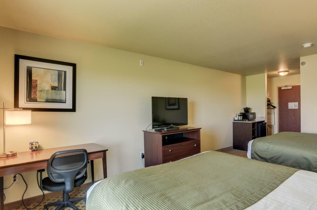 Cobblestone Inn And Suites - Eaton 외부 사진