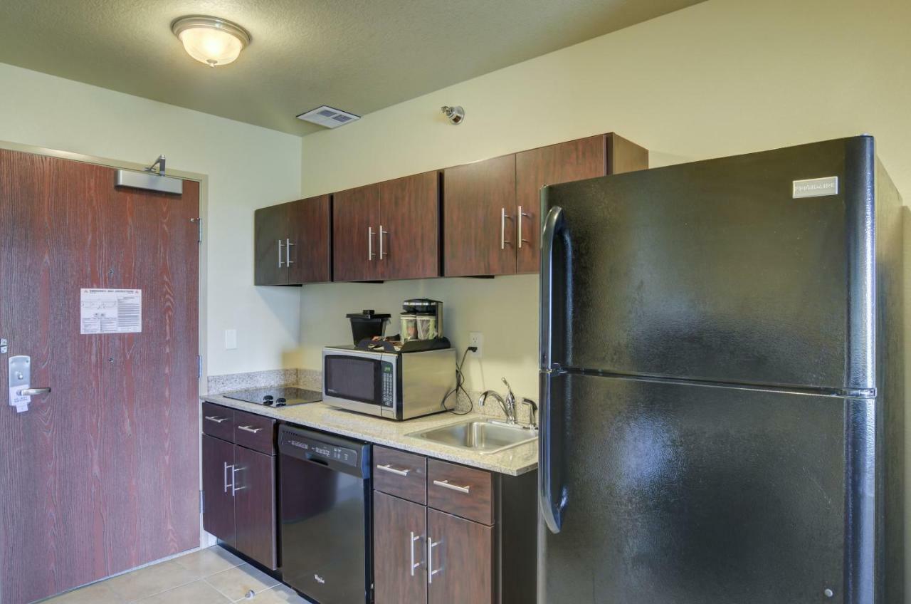 Cobblestone Inn And Suites - Eaton 외부 사진